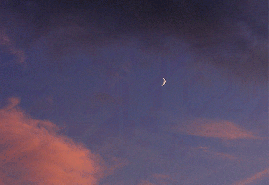 2009-11-fkb-Mondsichel am Abendhimmel