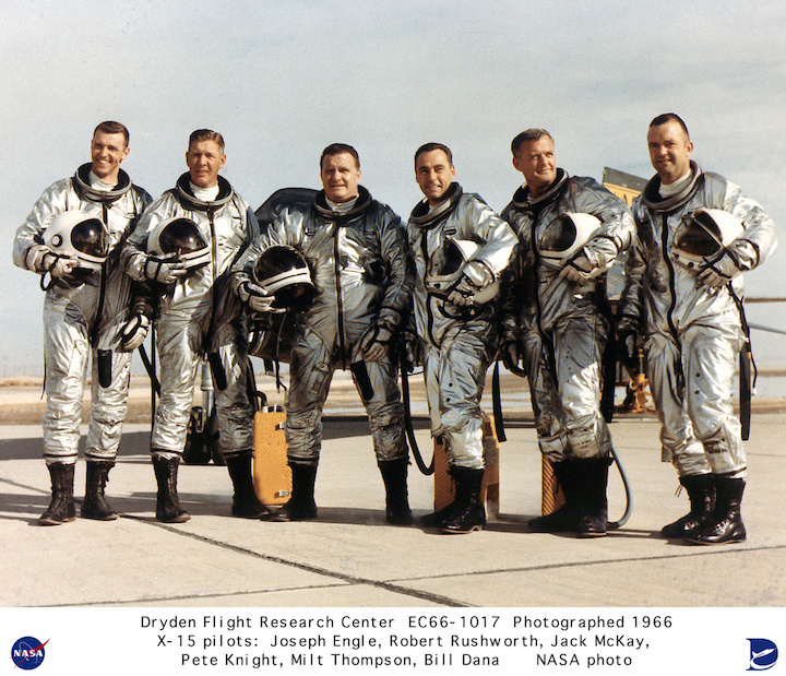 ec66-1017-x-15-piloten-1966