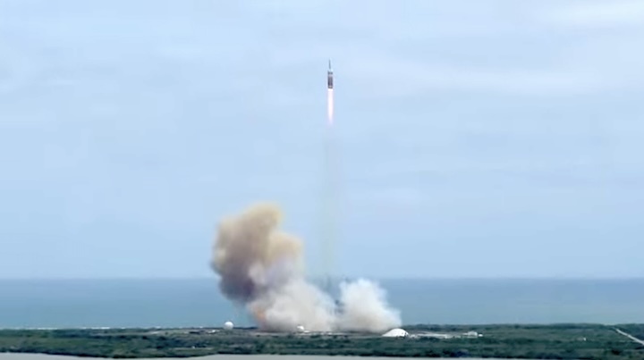 ula-delta-heavy-nrol-70-launch-bzc