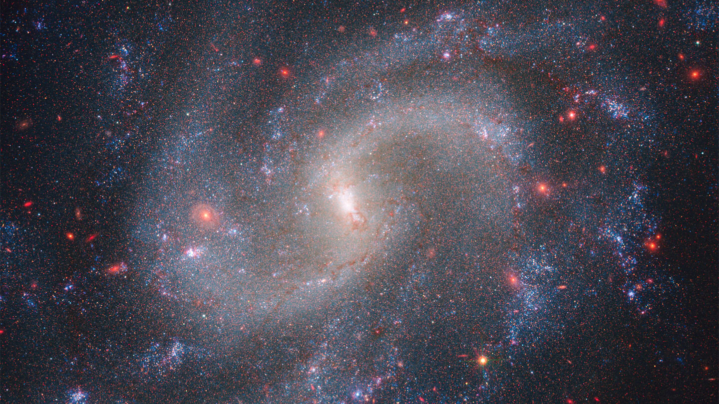 092023-jr-hubble-constant-tension-ngc-5584-feature