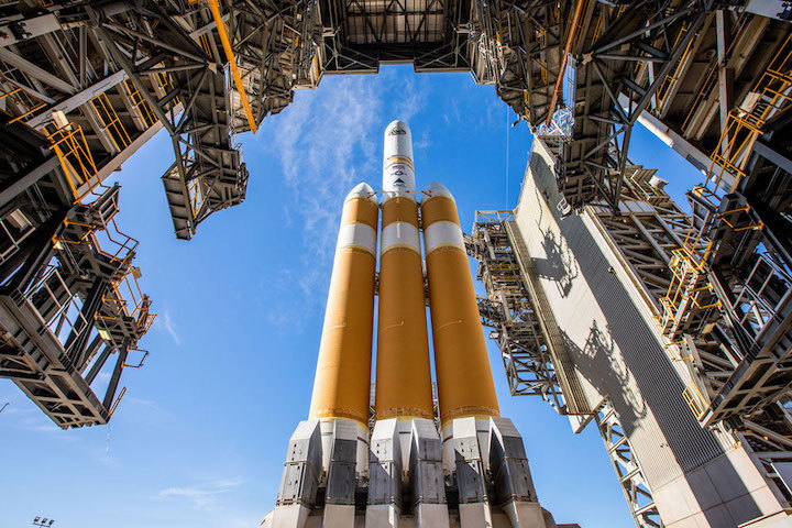 121318-deltaivheavy2-ula-1000x667