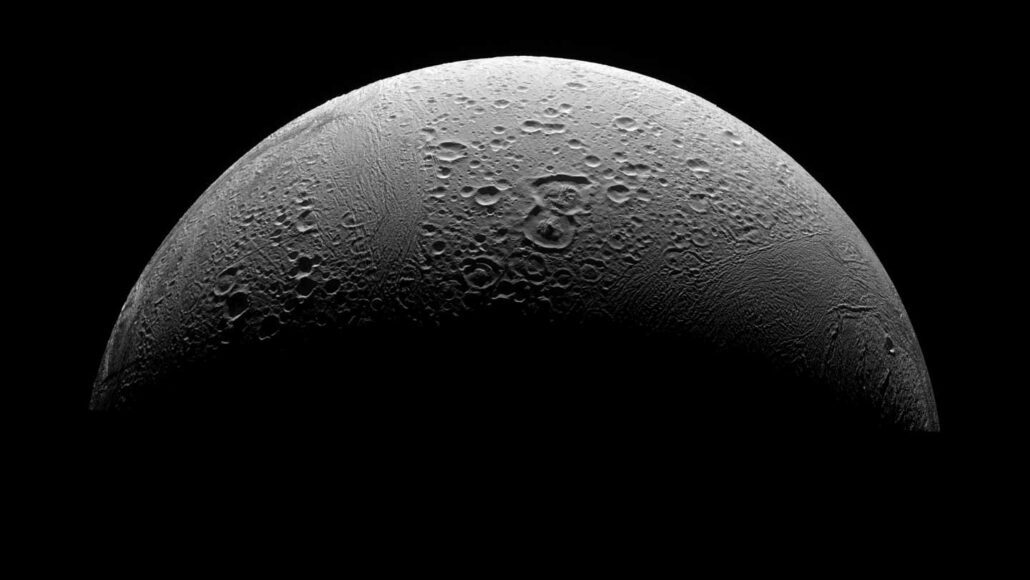 121522-no-enceladus-phosphate-feat-1030x580
