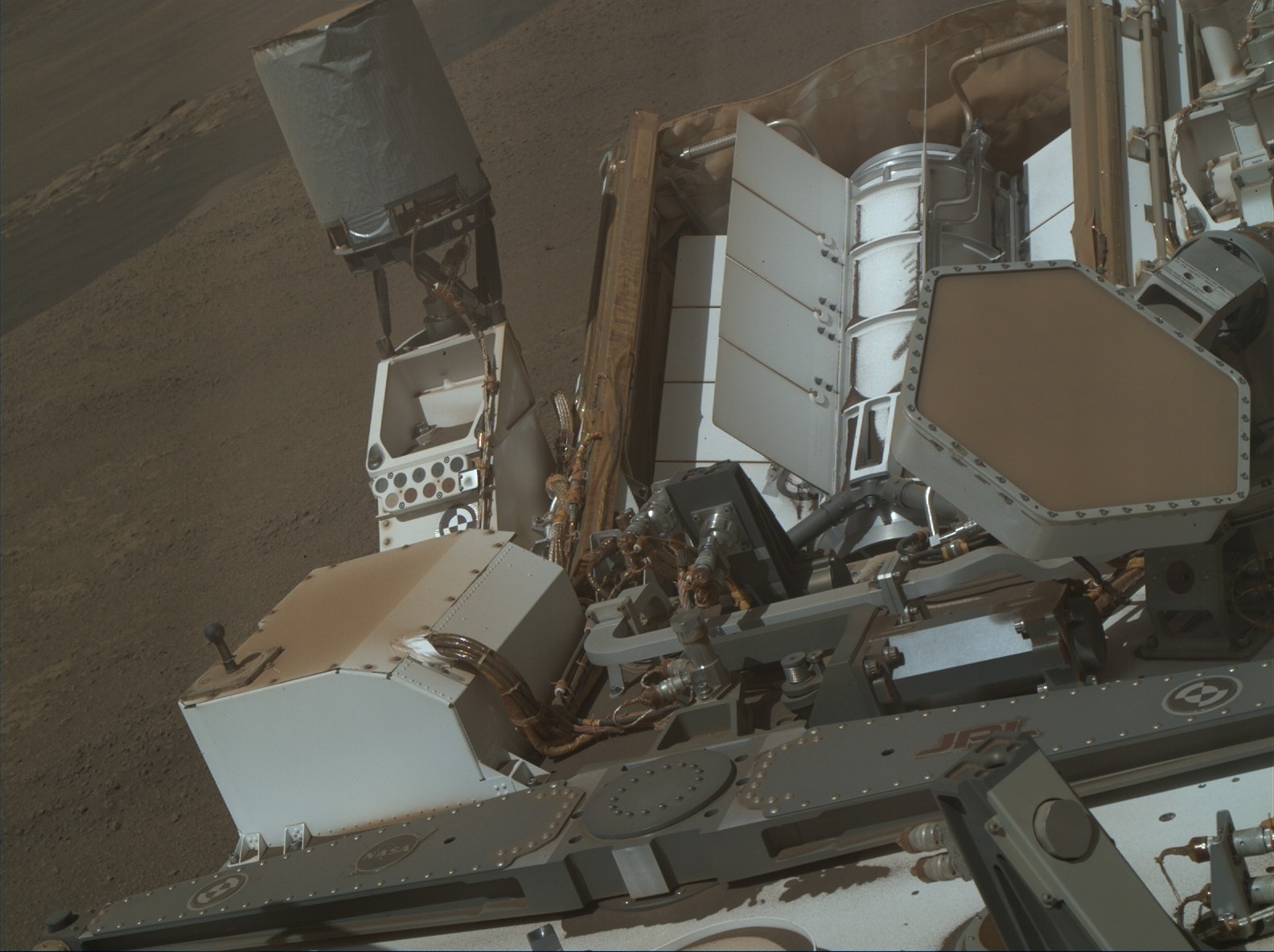 1943mh0003900010704006e01-dxxx