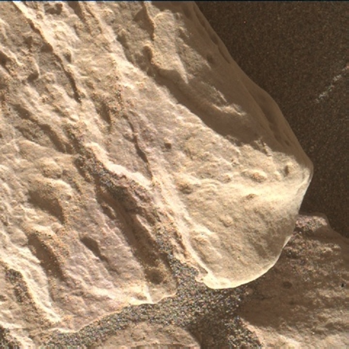 1947mh0001900000704215c00-dxxx