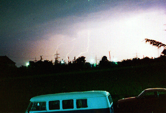 1977-07-b-Gewitter u00fcber Mannheim