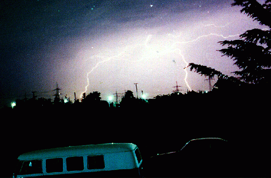 1977-07-bc-Gewitter u00fcber Mannheim (Langzeitaufnahme mit SIGMA)