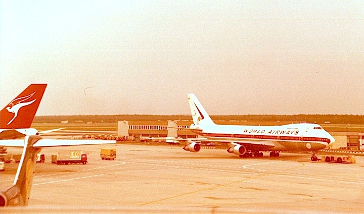 1977-frankfurter-flughafen-am