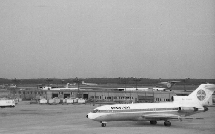 1977-frankfurter-flughafen-aq