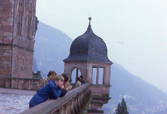1984-03-ah-Lars, Thomas und Werner - Heidelberger Schlou00df