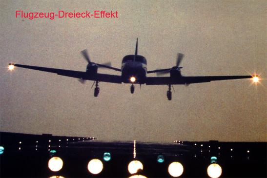 1984-05-fs-Flugzeug-Scheinwerfer