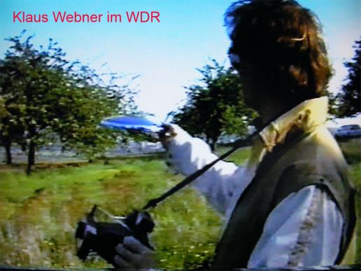 1987-05-zzfd-WDR-Sendung - Klaus bei Radkappen-Wurf
