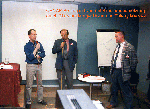 1996-11-am-Hansjürgen Köhler bei CENAP-Vorstellungs-Vortrag in Lyon