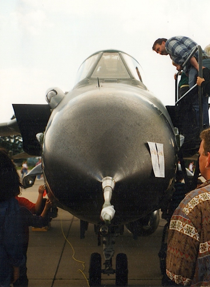 1997-afb-ramstein-amc