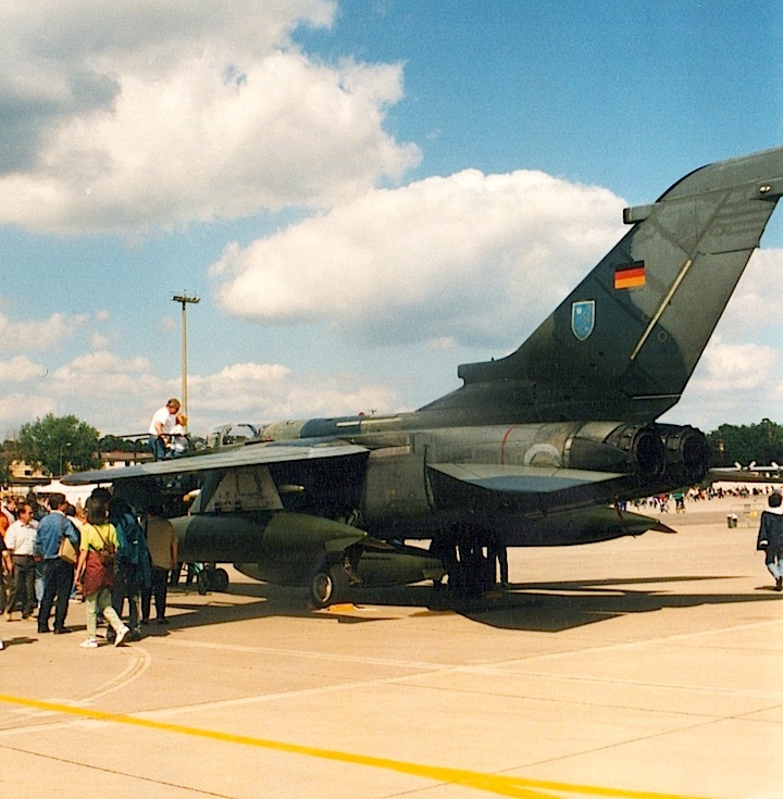 1997-afb-ramstein-ara