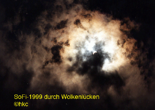 1999-08-dw-SoFi beginnt in Wolkenlücken