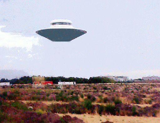 2002-05-g-UFO u00fcber Schweden - Aufgenommen von deutschem Tourist aus Bahnfenster...