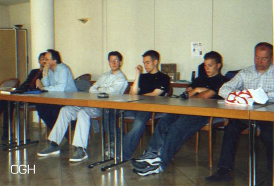 2002-10-abb-UFO-Forum-Cru00f6ffelbach