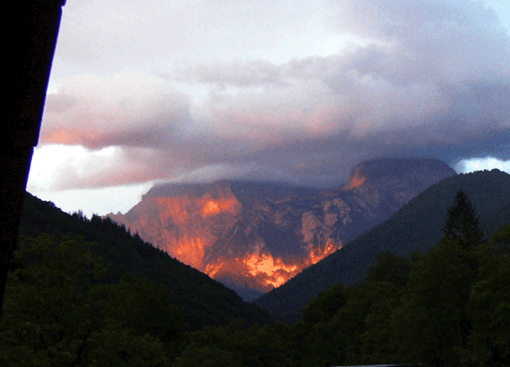 2004-08-hfd-wolkenalpenglue