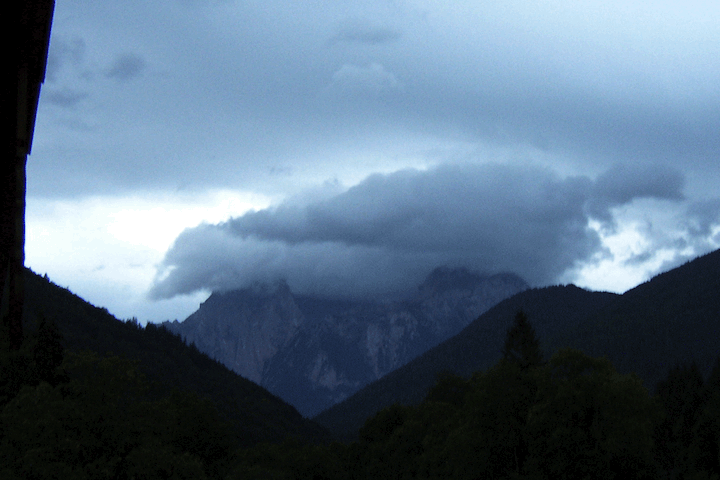 2004-08-hg-watzmannwolken