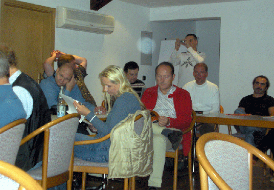 2005-10-aw-ORBu00b4s im Anflug im Tagungsraum von Cru00f6ffelbach - wenn das DEGUFO wu00fcsste...