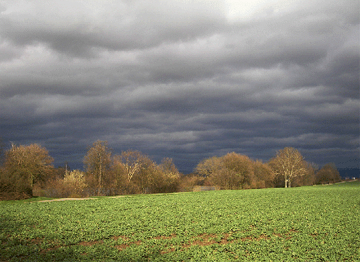 2006-04-bb-Regenwolken u00fcber der Bergstrau00dfe