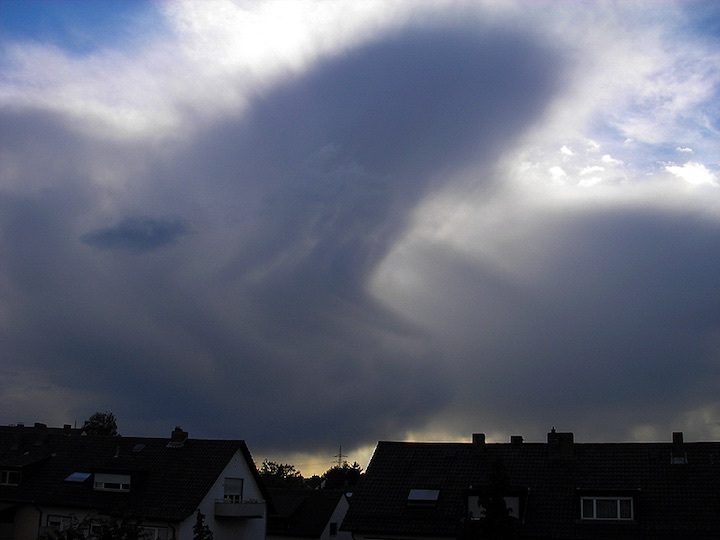 2006-05-nh-regenwolke-1