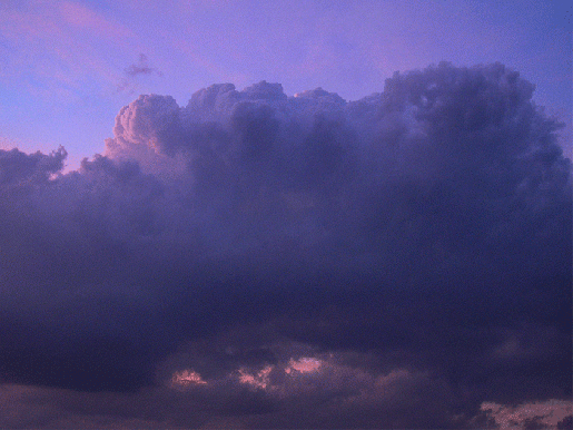 2006-08-ak-Wolke bei Sonnenuntergang
