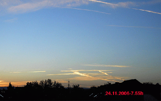 2006-11-bi-Chemtraileffekt