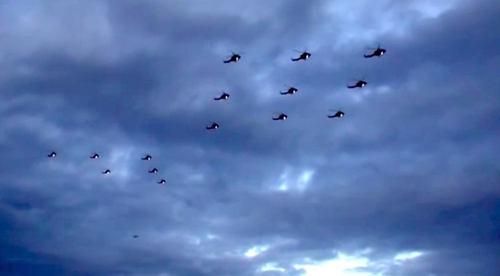 2006-helikopter-formation-ae-1