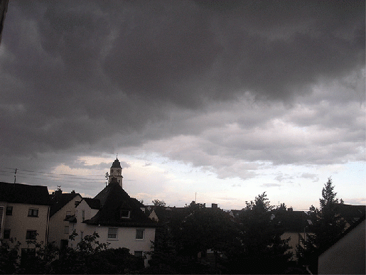 2007-06-fac-Unwetterfront u00fcber Mannheim