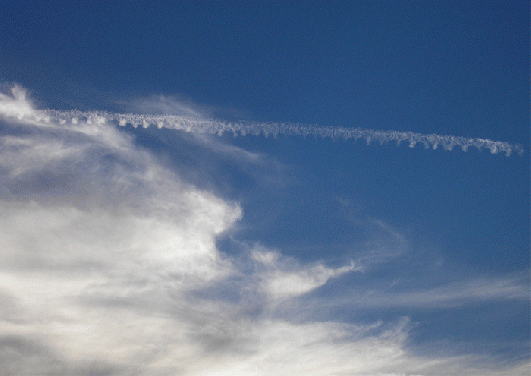 2007-08-abbc-Kondensstreifeneffekt durch Verwirbelung