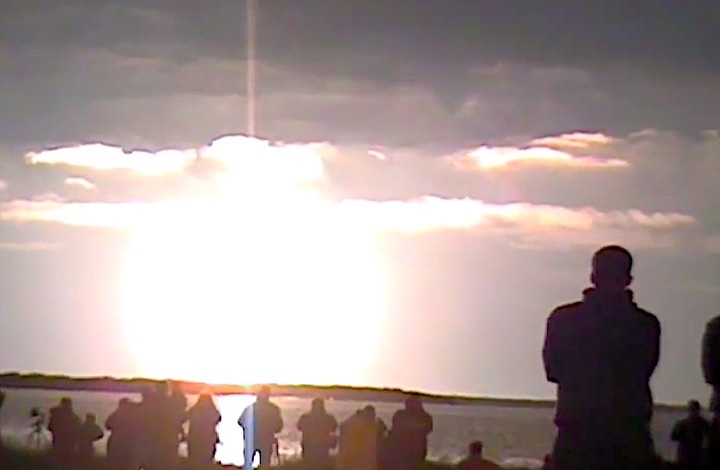 2007-sts-113-nightlaunch-a