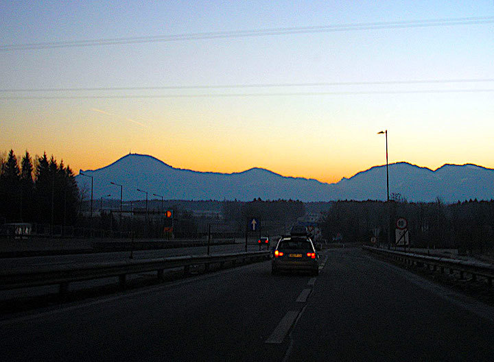 2008-02-014-sonnenaufg-alpe
