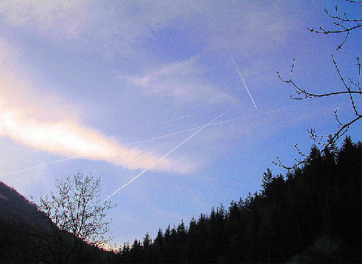 2008-02-496-Chemtrail-Effekt u00fcber Ku00e4rnten