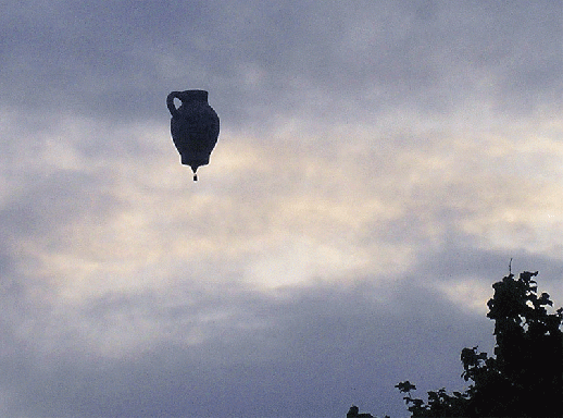 2008-05-akl-Heiu00dfluftballon u00fcber Viernheim