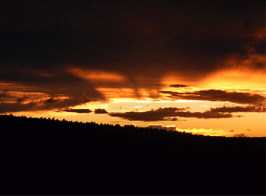2008-08-fuf-Sonnenuntergang mit Wolkenschatten-Effekt - Odenwald