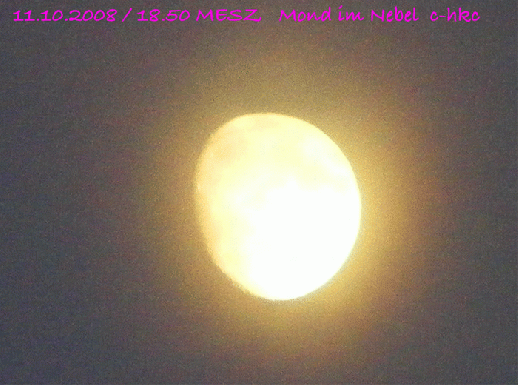 2008-10-cbag- Mond im Herbstnebel