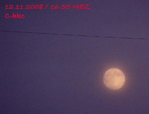 2008-11-ce-Vollmond bei Nebelaufzug