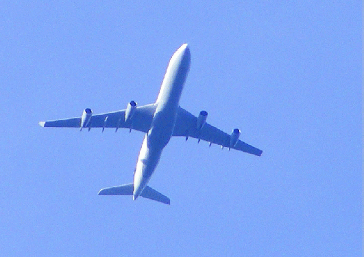2008-11-hf-A-340-Überflieger