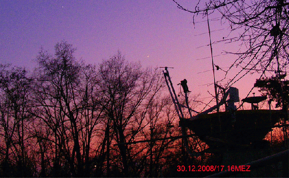 2008-12-egs-Venus und Mondsichel u00fcber Radiosternwarte Mannheim