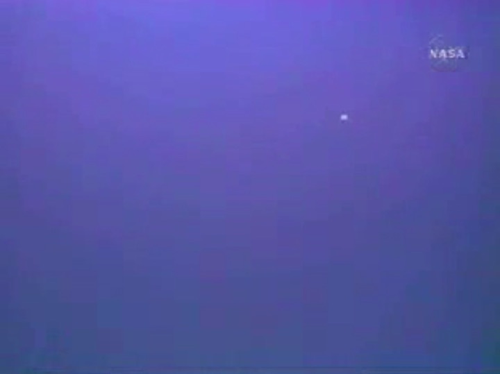 2008-nasa-iss-ufoeffekt