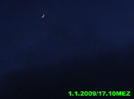 2009-01-ah-Mondsichel am Abendhimmel
