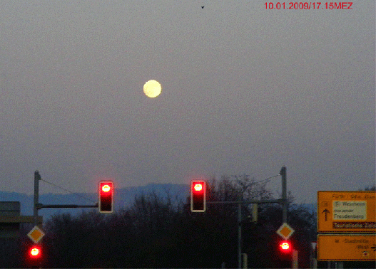 2009-01-cam-Vollmond bei Weinheim