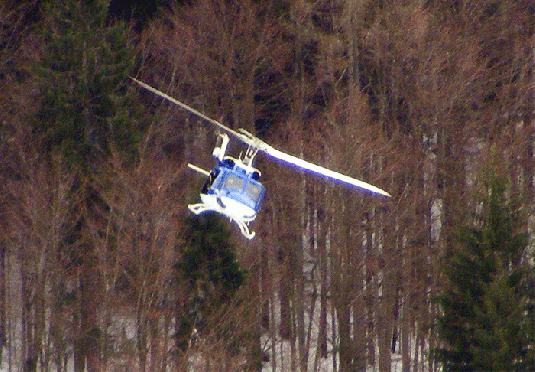 2009-02-0483-Polizei-Helikopter im Tiefflug - Slowenien