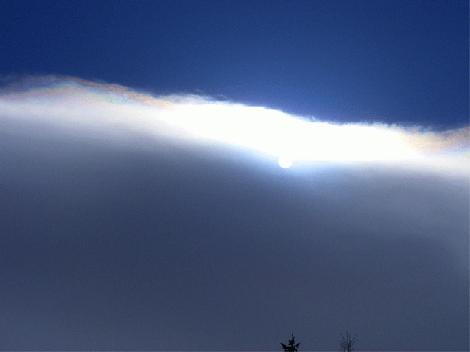 2009-02-0682-Irisierende Wolke + Sonne