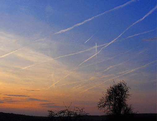 2009-04-bce-Chemtraileffekt u00fcber Odenwald