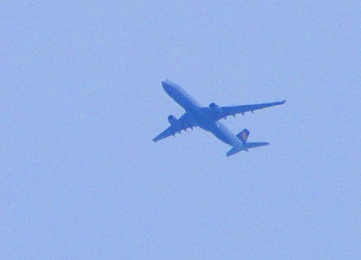 2009-04-eaoa-Überflieger