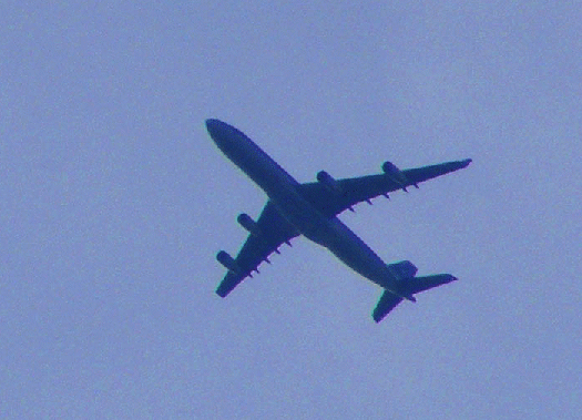 2009-04-ebw-Überflieger