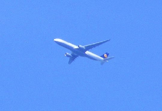 2009-05-cfm-LH-Überflieger