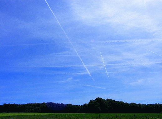 2009-05-cfsa-Luftstrau00dfen-Kreuzung mit Chemtraileffekt u00fcber Odenwald